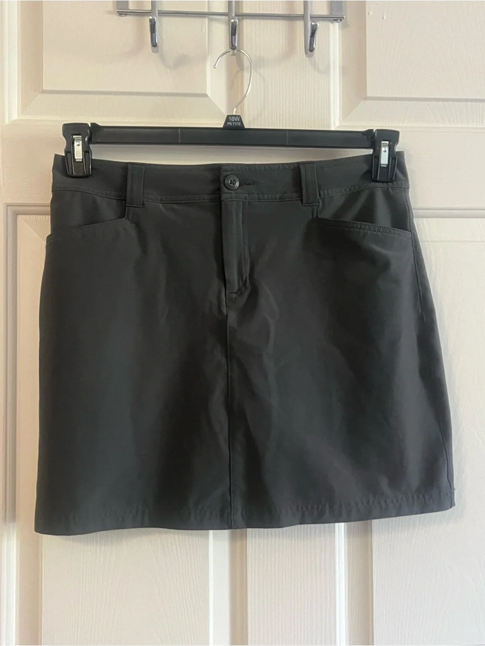 Eddie Bauer Women’s Gray Athletic Golf‎ Tennis Pickleball Raquetball Skort Sz8